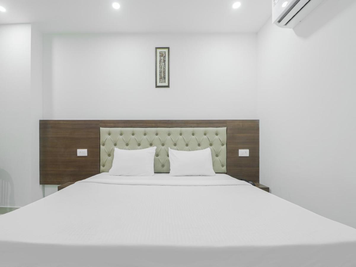 Oyo Townhouse 853 Hotel The Royal Aroma Haridwār Exteriér fotografie